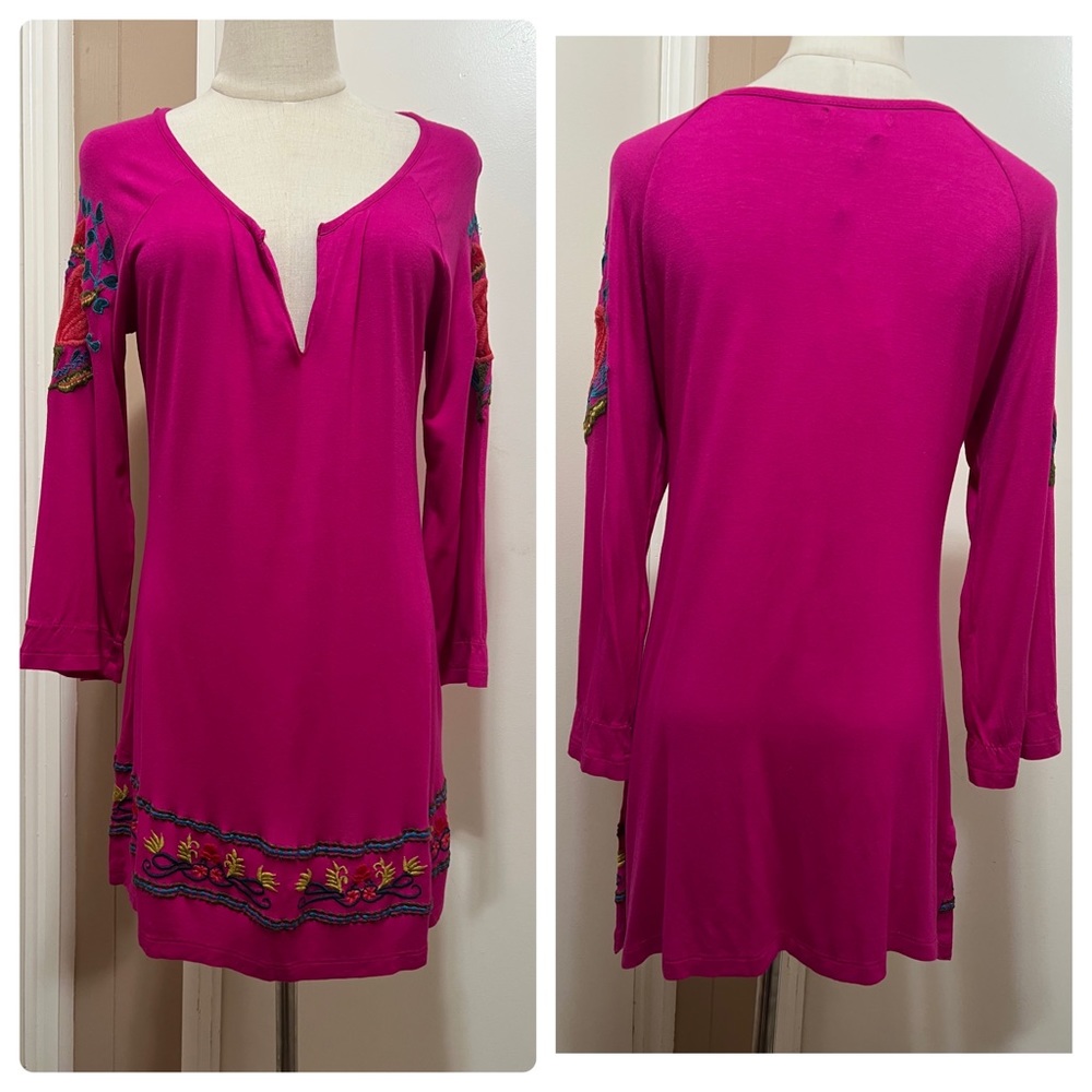 Caite Top Women's Small Embroidered Fushia Tunic Top NWT.